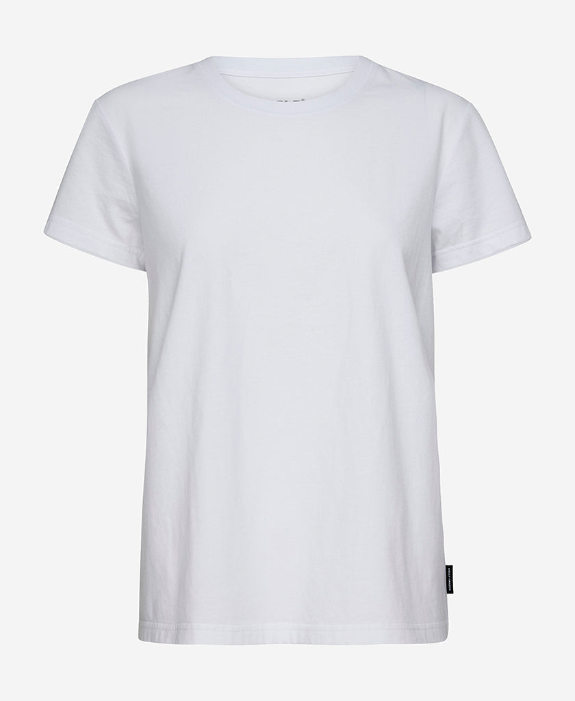 w crew t-shirt